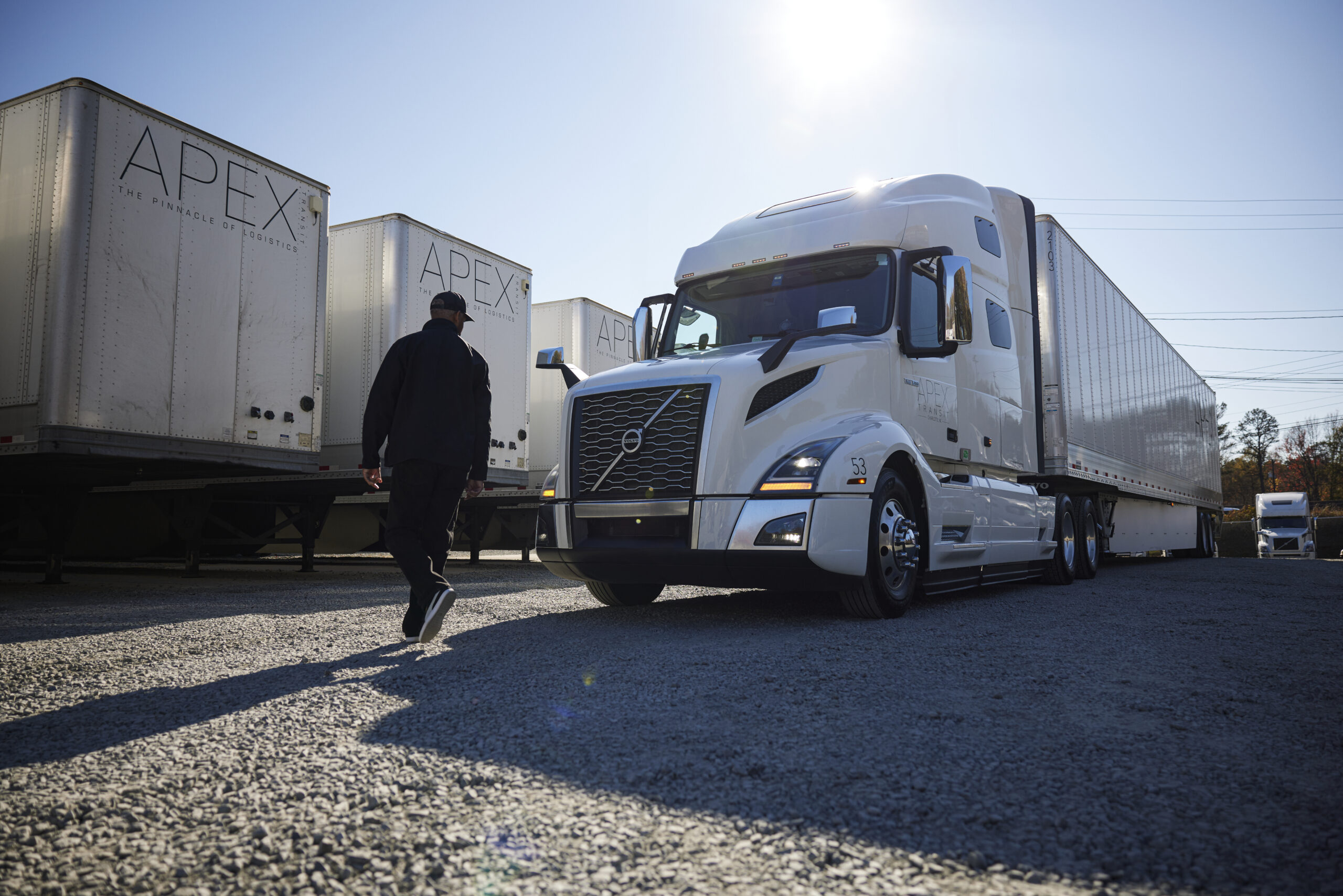 Apex Transit load planner reviewing dispatch routes