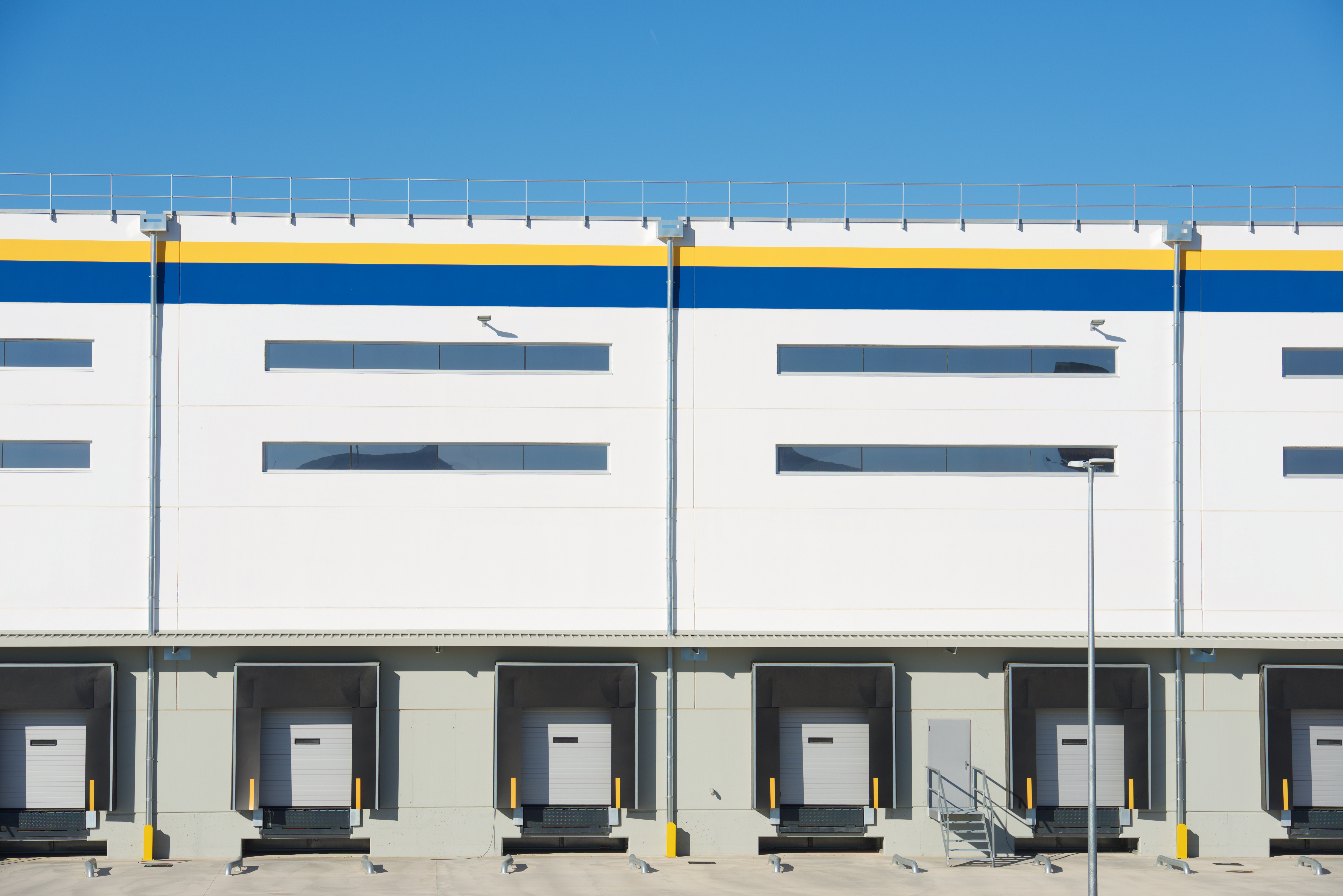 2025-06_view-cargo-area-logistics-company-1657758349.jpg